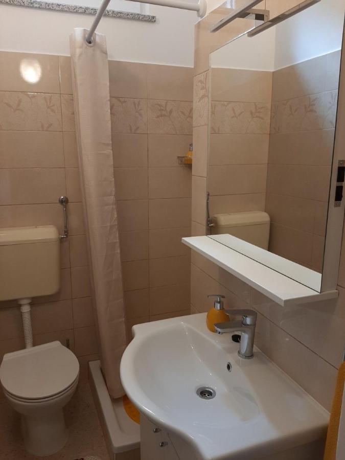 Apartmani Banina Ika Eksteriør bilde