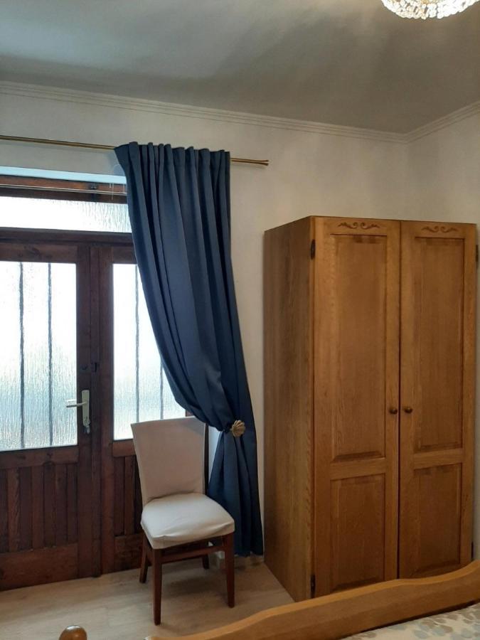 Apartmani Banina Ika Eksteriør bilde