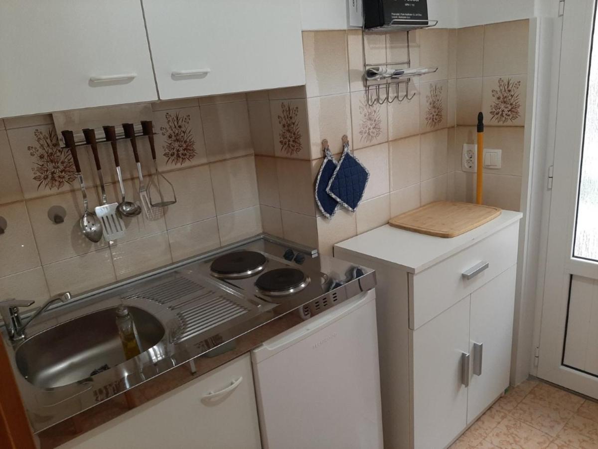 Apartmani Banina Ika Eksteriør bilde